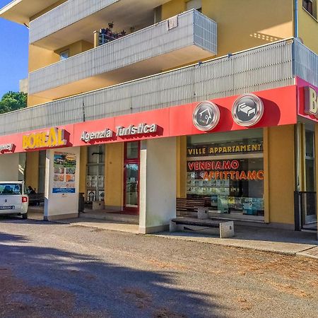Condominio Monaco Bibione Exterior foto