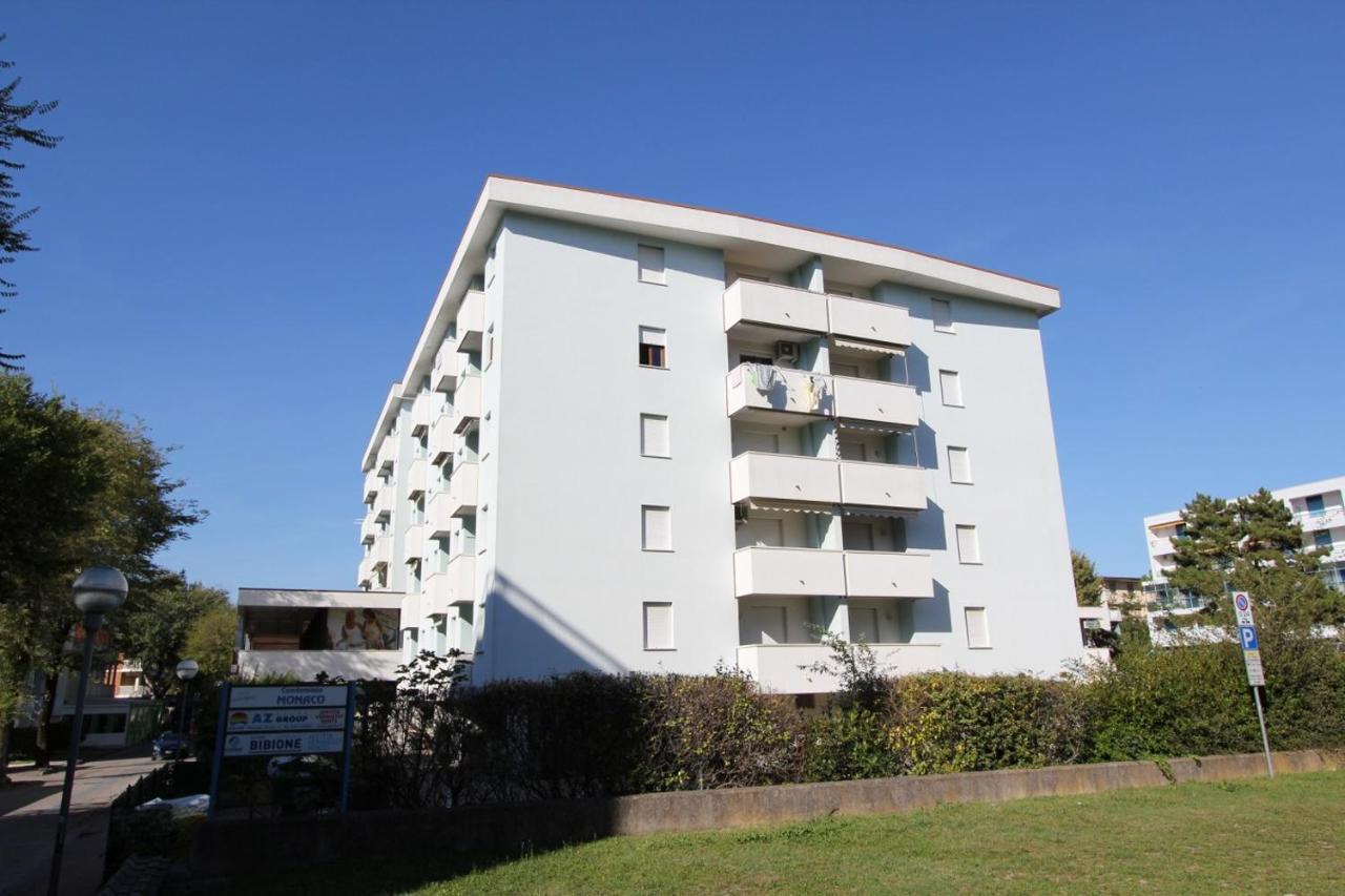 Condominio Monaco Bibione Exterior foto